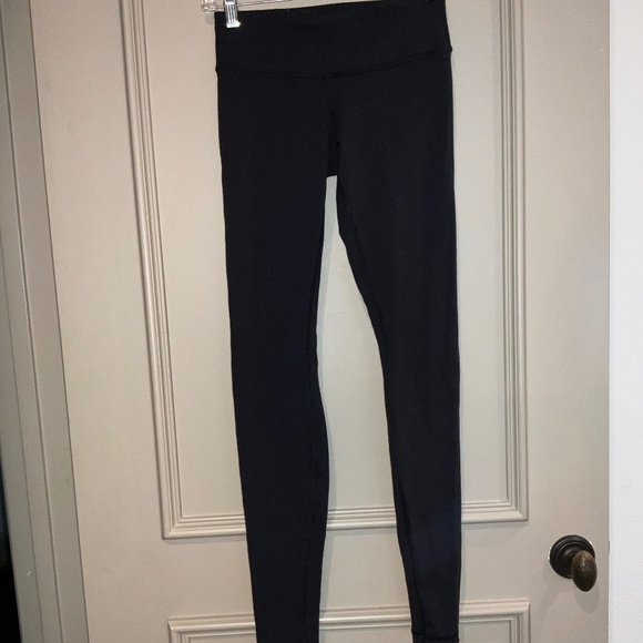 LULULEMON Long Black Leggings Size 4 - Picture 1 of 5